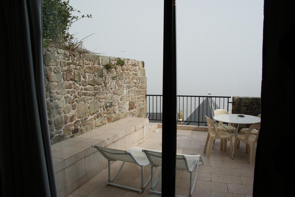 La Vieille Auberge Mont-Saint-Michel Oda fotoğraf